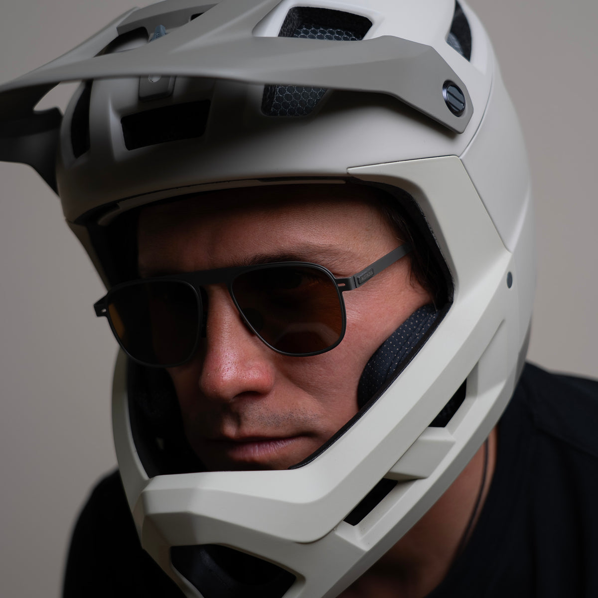 Frames Aviator