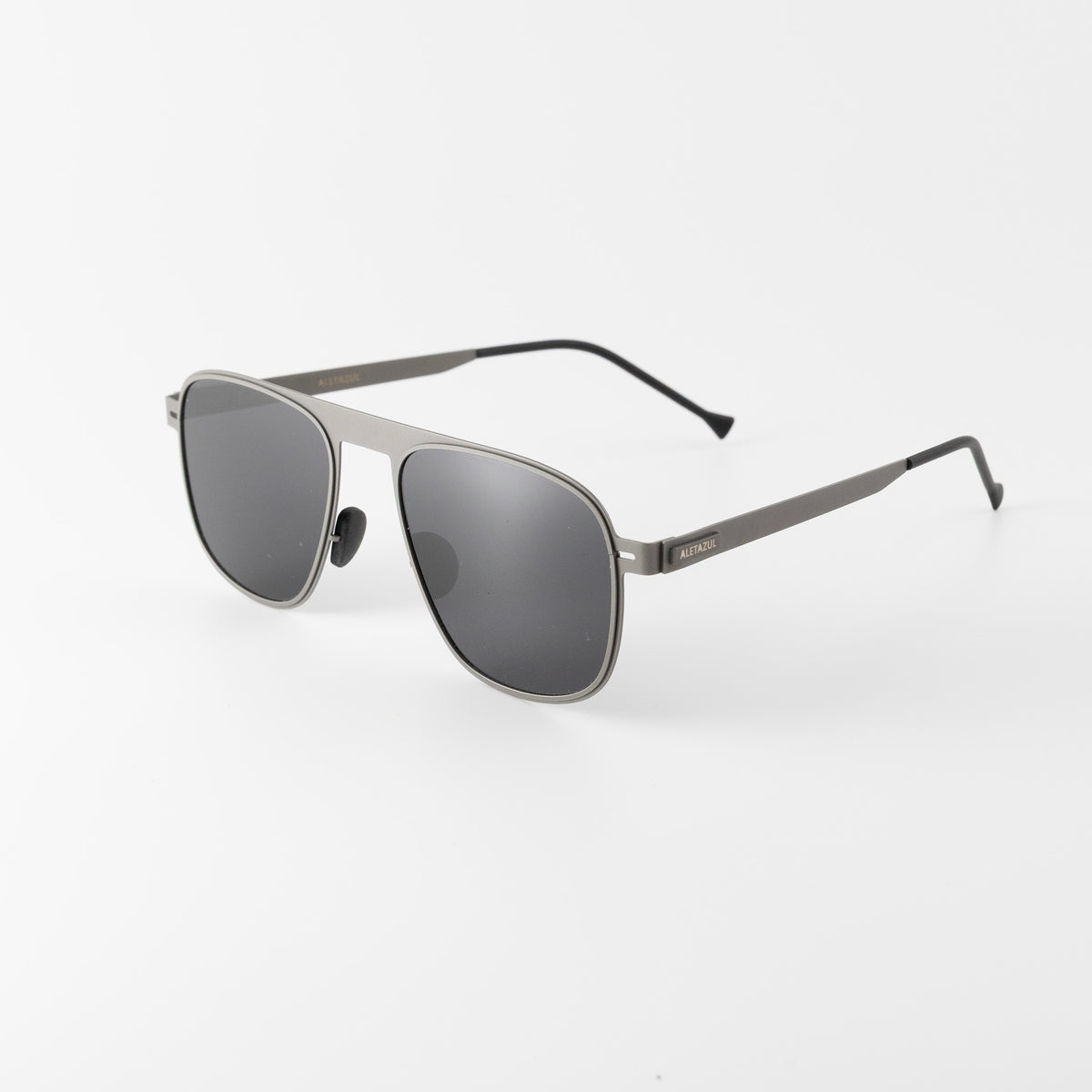 Frames Aviator