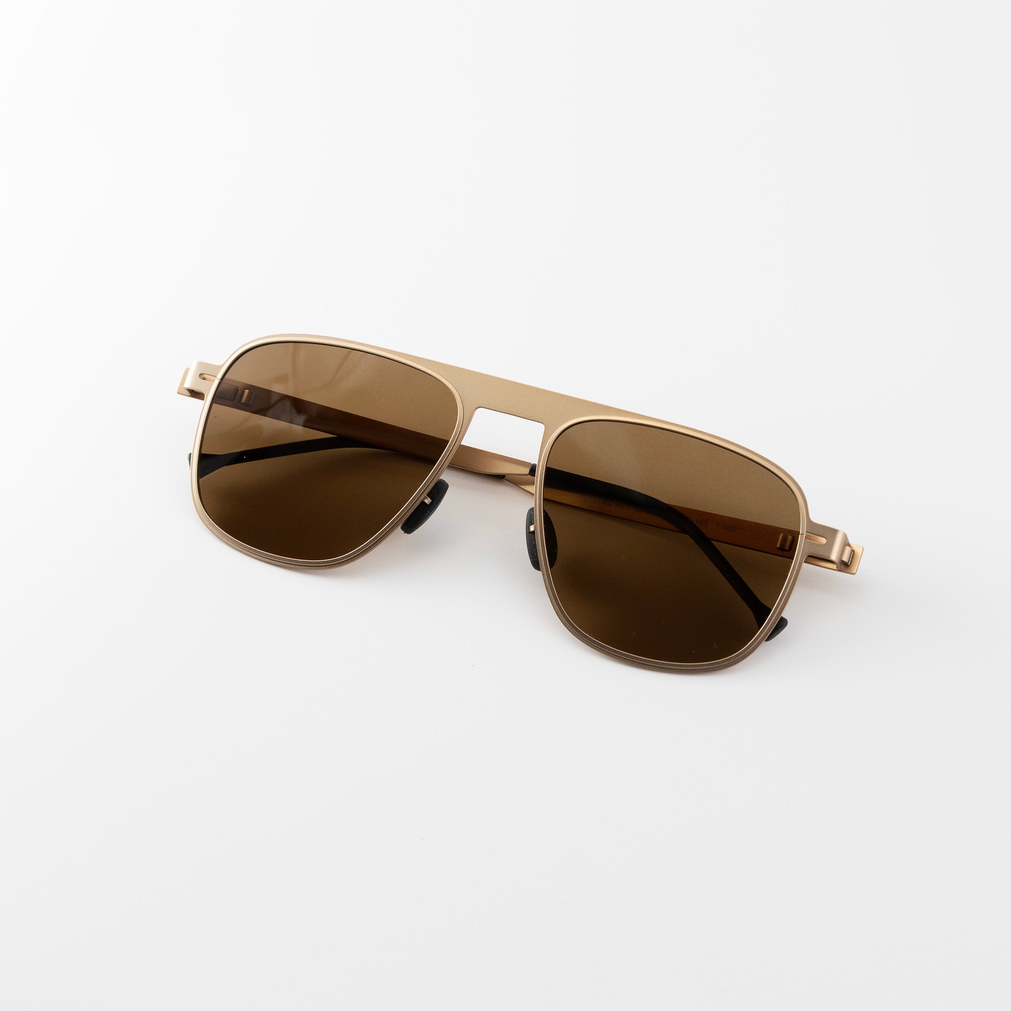 Frames Aviator