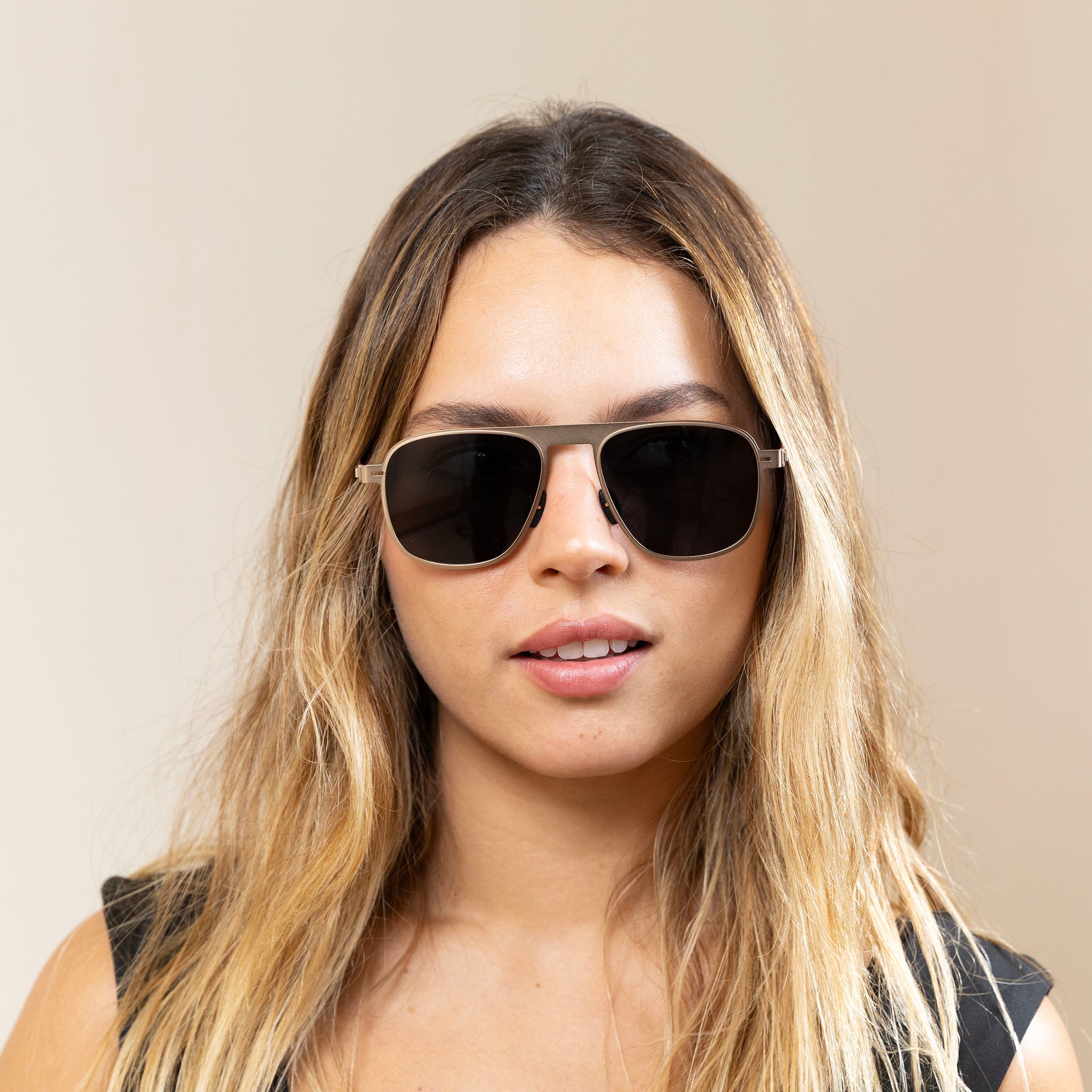 Frames Aviator